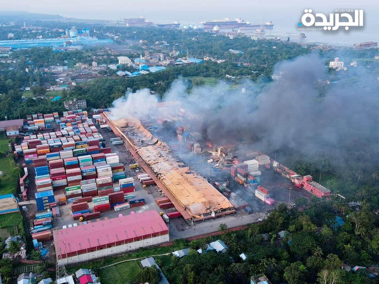 حريق مخزن مستوعبات الشحن في بنغلادش