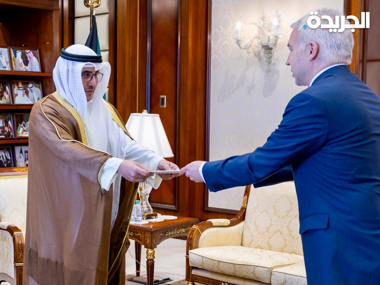 الناصر يتسلّم أوراق اعتماد السفير السويسري