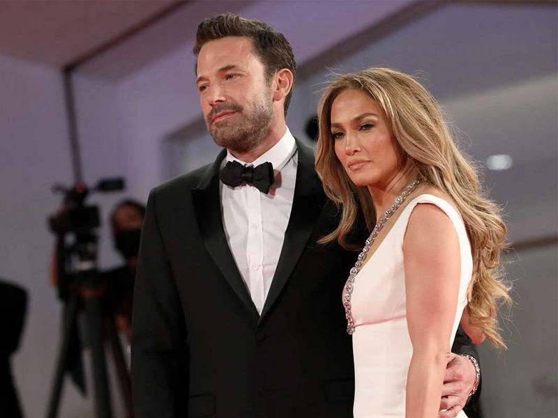  النجمان جنيفر لوبيز وبن أفليك