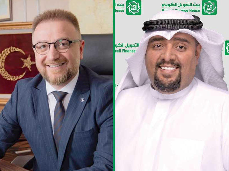 المدير التنفيذي لمنتجات بطاقات الائتمان في «بيتك» طلال العربيد  - مدير التسويق في الخطوط الجوية التركية عارف علي جيزميس اوغلو