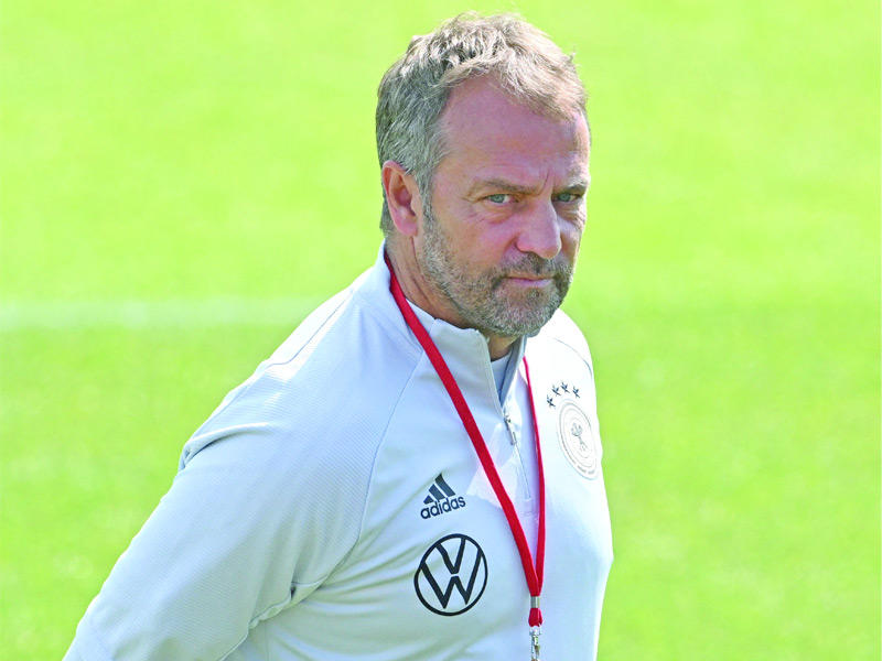  المدير الفني لمنتخب ألمانيا هانسي فليك 