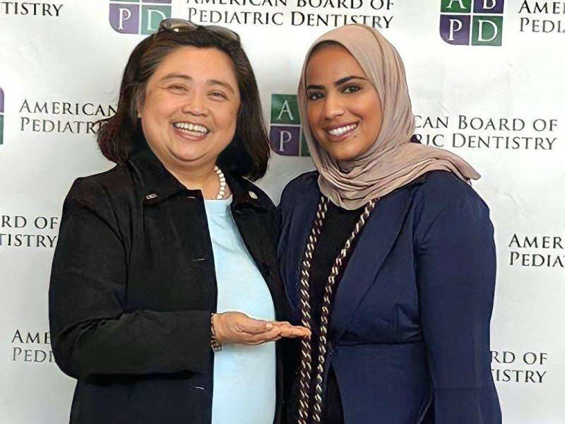 معيدة البعثة في قسم العلوم الوقائية وعلوم النمو والتطوير بكلية طب الأسنان في جامعة الكويت د. مريم الخضر