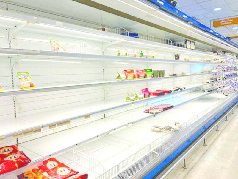 صورة توضح خلو الدجاج من الارفف