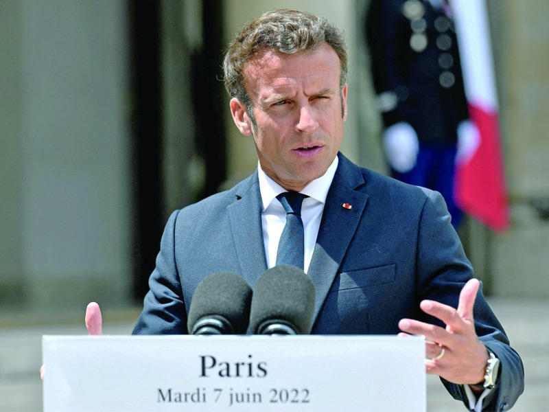 الرئيس الفرنسي إيمانويل ماكرون