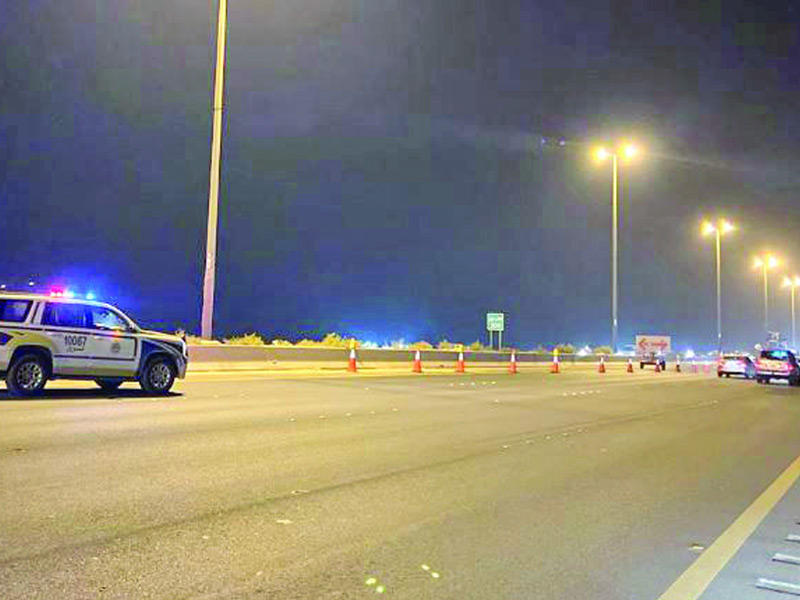 إغلاق إحدى الحارات على طريق الوفرة لإزالة السافي