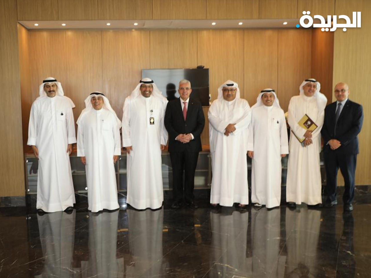 طهبوب مع قياديي وزارة التربية