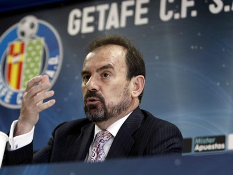 رئيس نادي خيتافي أنخل توريس 