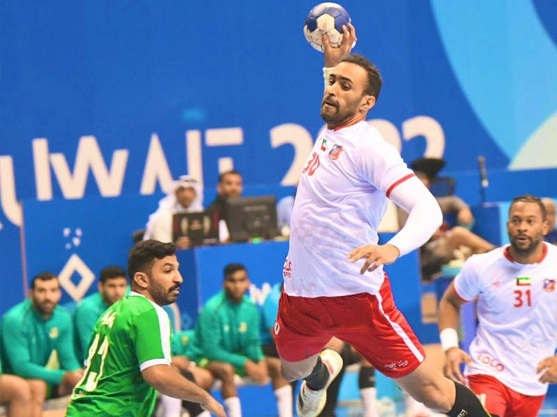 جانب من مباراة الكويت والأهلي