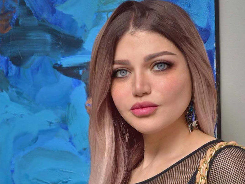  الفنانة ياسمين الخطيب