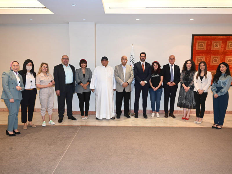 لقطة تذكارية لعودة وفريقي الإعلام واللجنة الدولية للصليب الأحمر