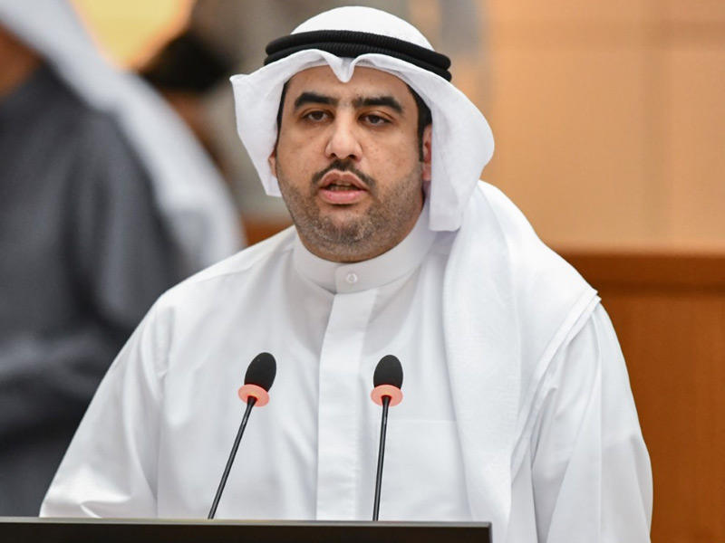 وزير المالية والمؤسسة العامة للتأمينات الاجتماعية عبدالوهاب الرشيد