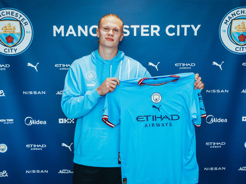  المهاجم النرويجي إرلينغ هالاند