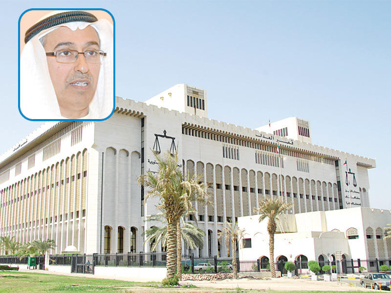 مبنى قصر العدل وفي الاطار المستشار عادل العيسى