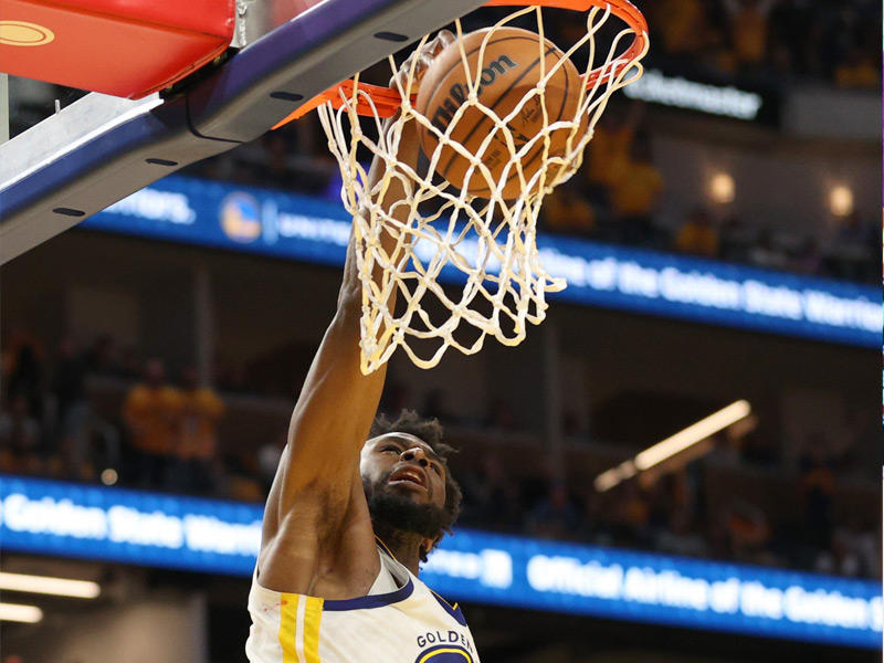 نجم غولدن ستايت أندرو ويغينز