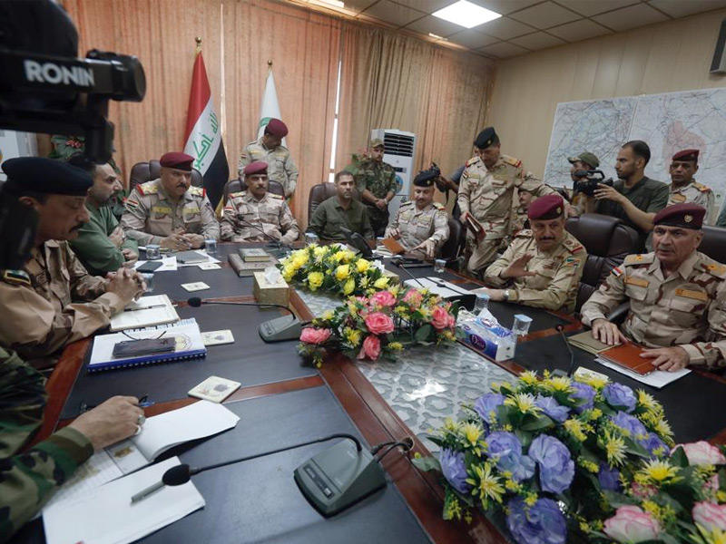 رئيس الأركان عبدالأمير يارالله يجتمع بقيادات «الحشد» في معسكر أشرف بديالى (رووداو)