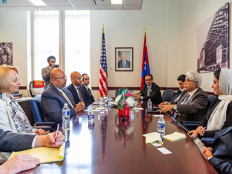 وزير التجارة السعودي خلال محادثات مع نظيرته الأميركية في واشنطن         (واس)