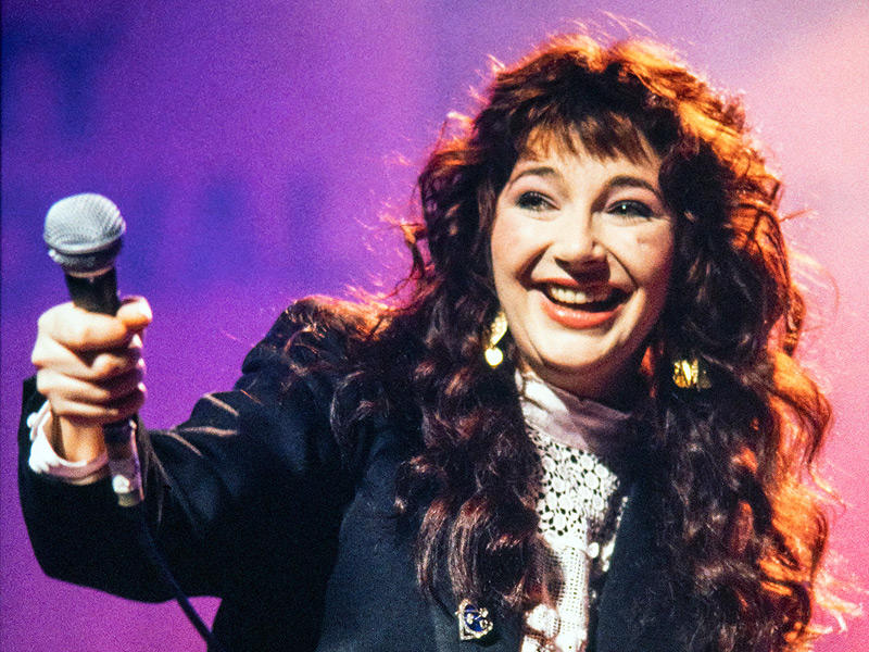  المغنية وكاتبة الأغاني كيت بوش 