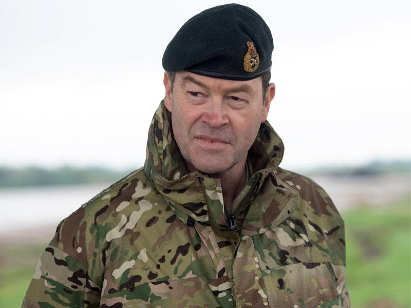 قائد هيئة الأركان العامة للجيش البريطاني الجنرال باتريك ساندرز