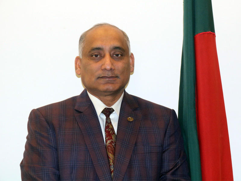 السفير عشيق الزمان