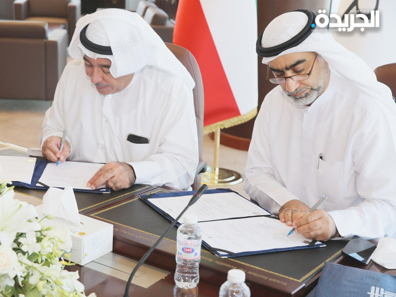 السديراوي والمزروعي خلال توقيع الاتفاقية