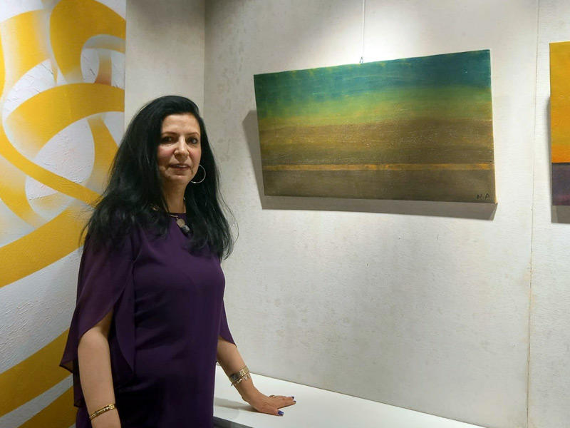 الفنانة نادية عباس