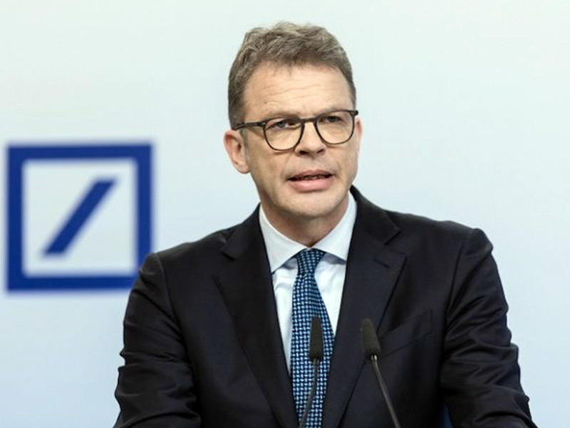  المدير التنفيذي لـ«دويتشه بنك»  كريستيان سوينج