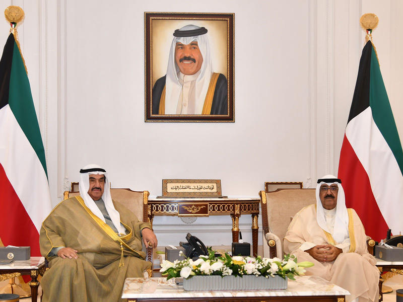 ولي العهد مستقبلاً سمو الشيخ ناصر المحمد أمس