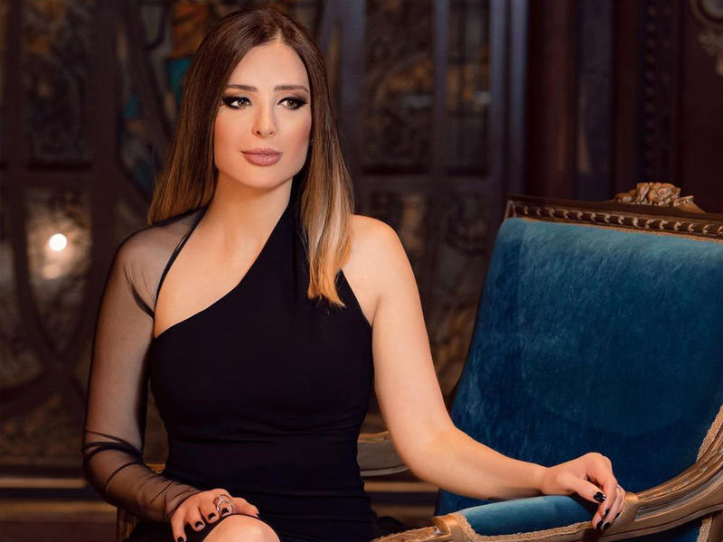 الإعلامية وفاء الكيلاني 