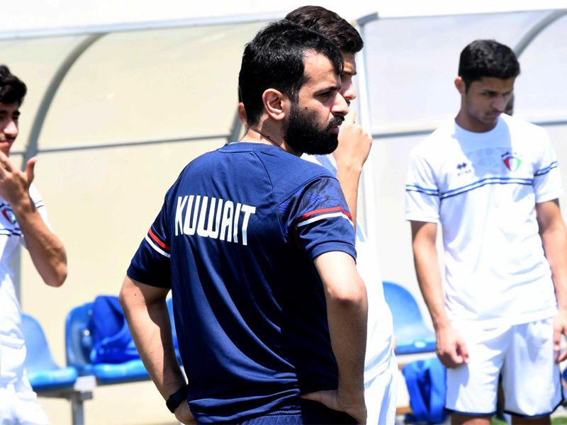  مدرب الأزرق محمد العزب