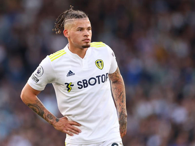 لاعب الوسط الدولي كالفن فيليبس