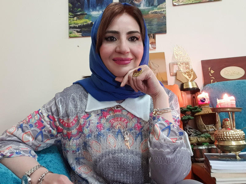 الشاعرة السورية قمر الجاسم