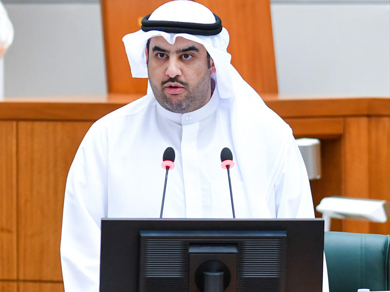 وزير المالية وزير الدولة للشؤون الاقتصادية عبدالوهاب الرشيد