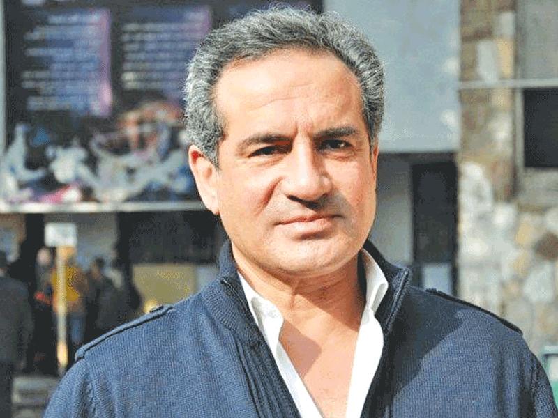  الفنان محمد ثروت