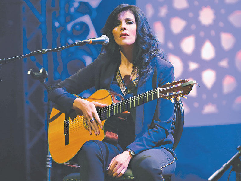 الفنانة الجزائرية سعاد ماسي