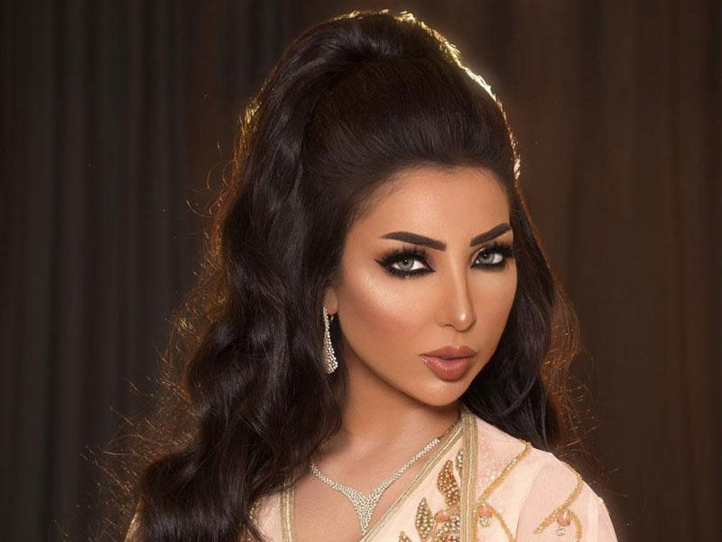 النجمة المغربية دنيا بطمة