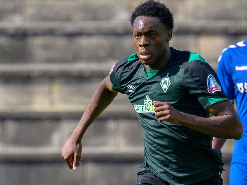  اللاعب ديكيني ساليفو