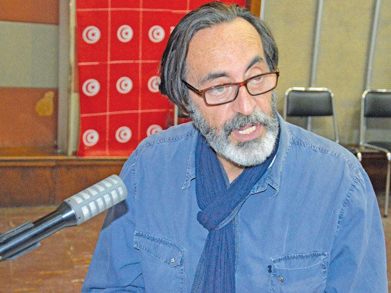  الممثل التونسي هشام رستم 