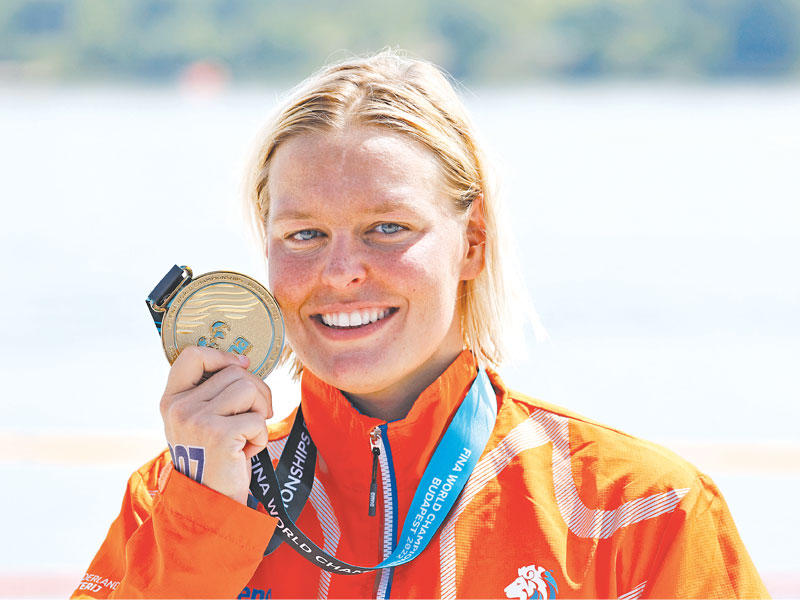 الهولندية شارون فان روفندال