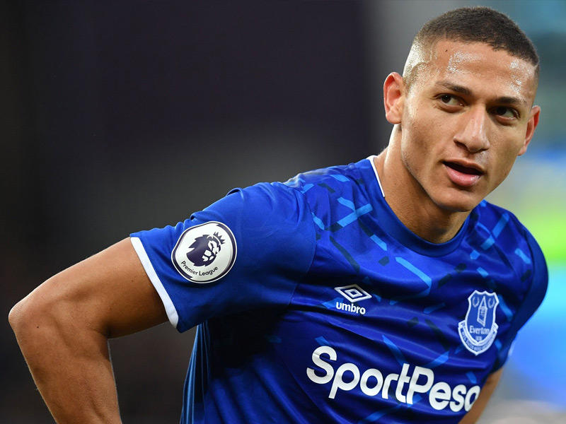 المهاجم البرازيلي ريتشارليسون