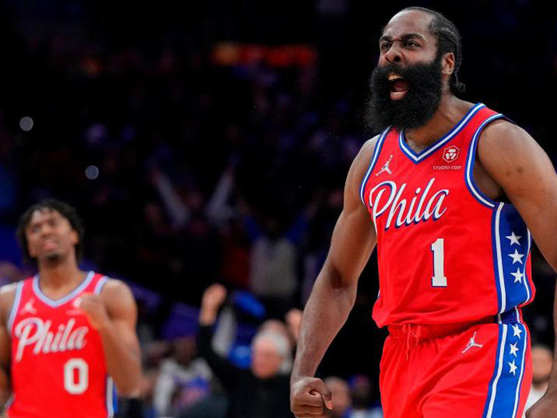 نجم فيلادلفيا سفنتي سيكسرز  جيمس هاردن