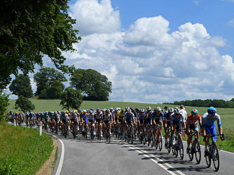 جانب من منافسات طواف فرنسا