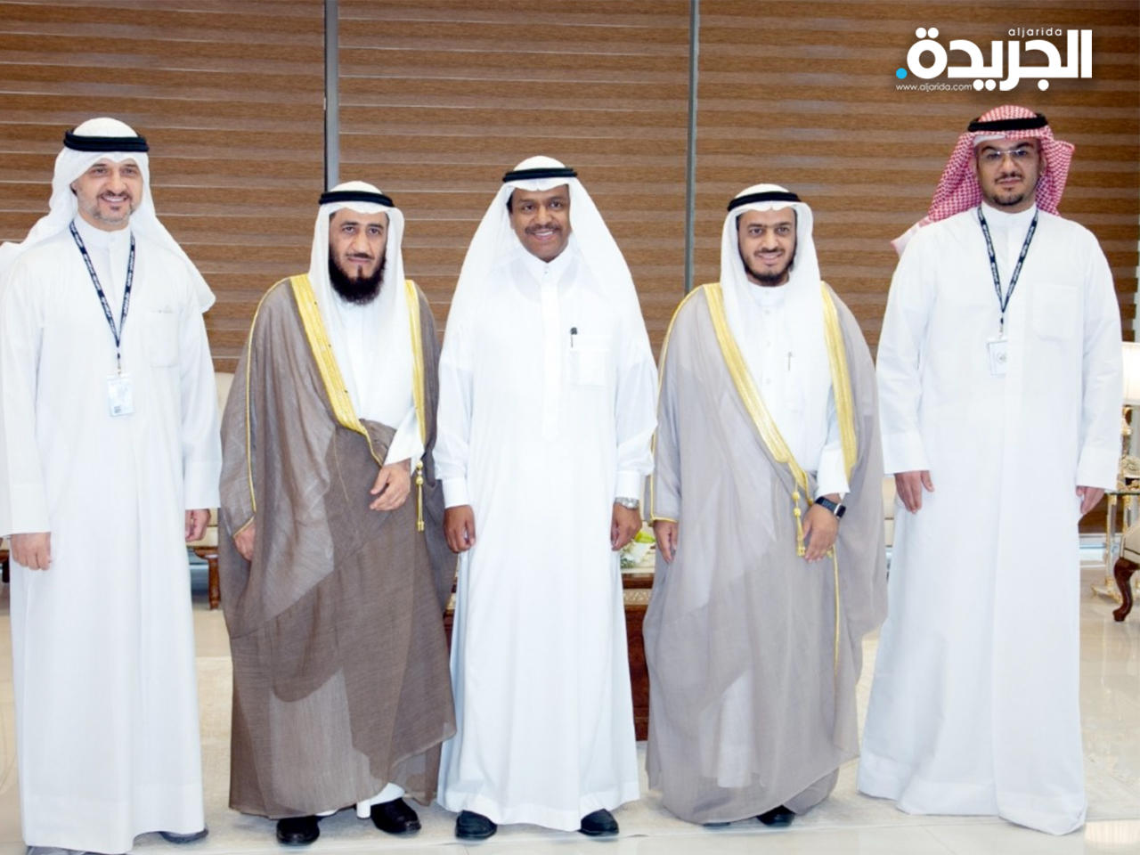 جانب من لقاء رئيس بعثة الحج ونائب وزير الحج والعمرة السعودي