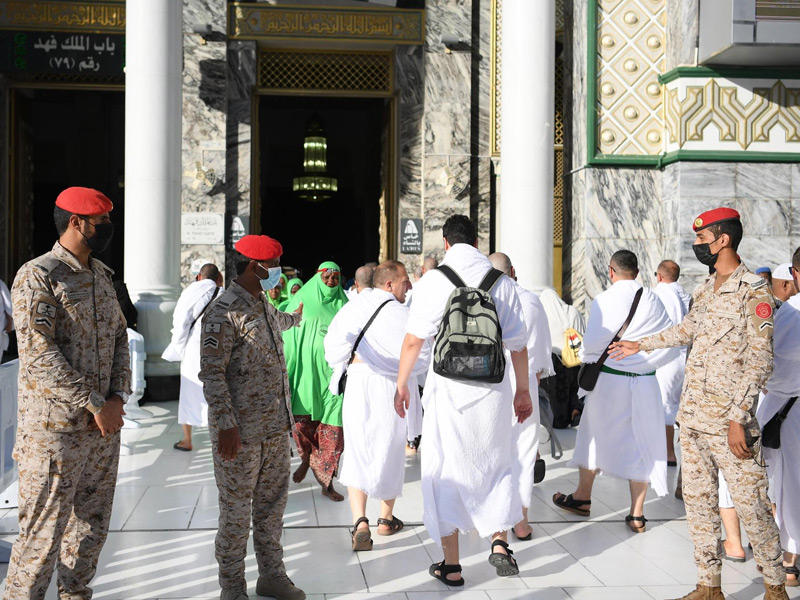 القوات البرية السعودية تساند الأمن الداخلي في إدارة الحج  (واس)