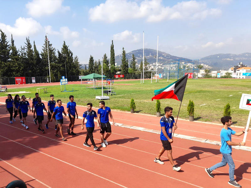 وفد منتخب الكويت في طابور العرض