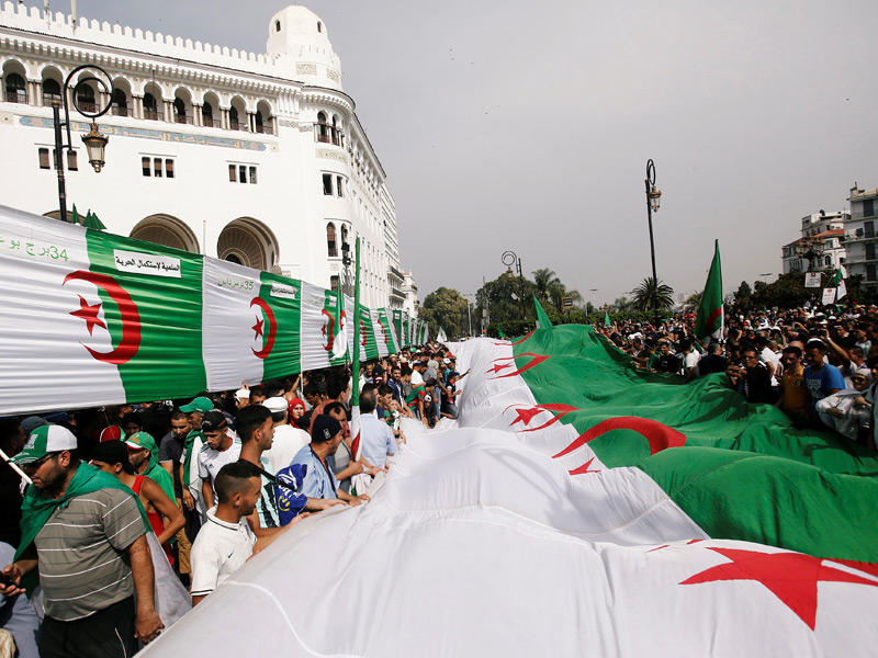 احتفالات الجزائر