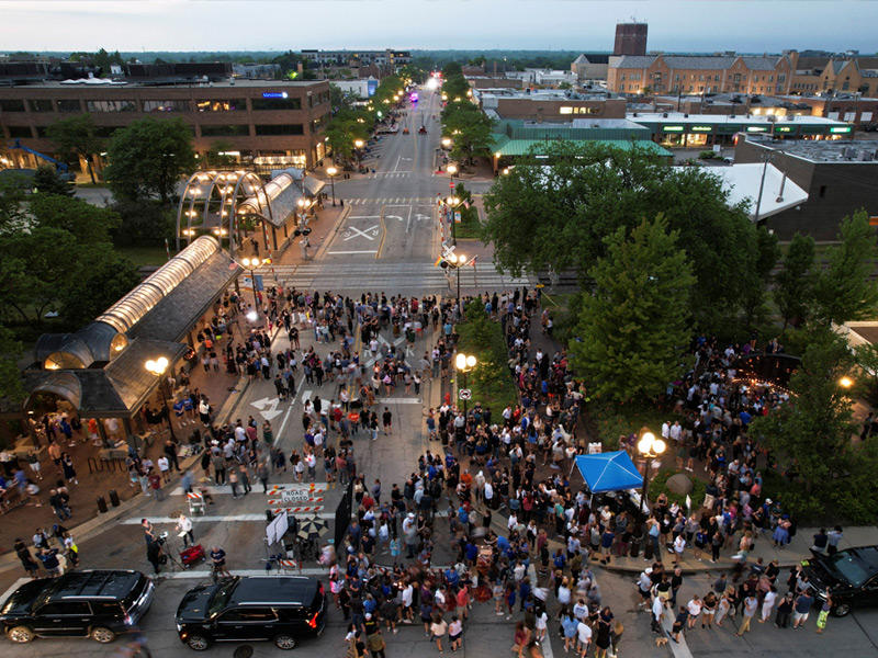 عرض لمناسبة عيد الاستقلال