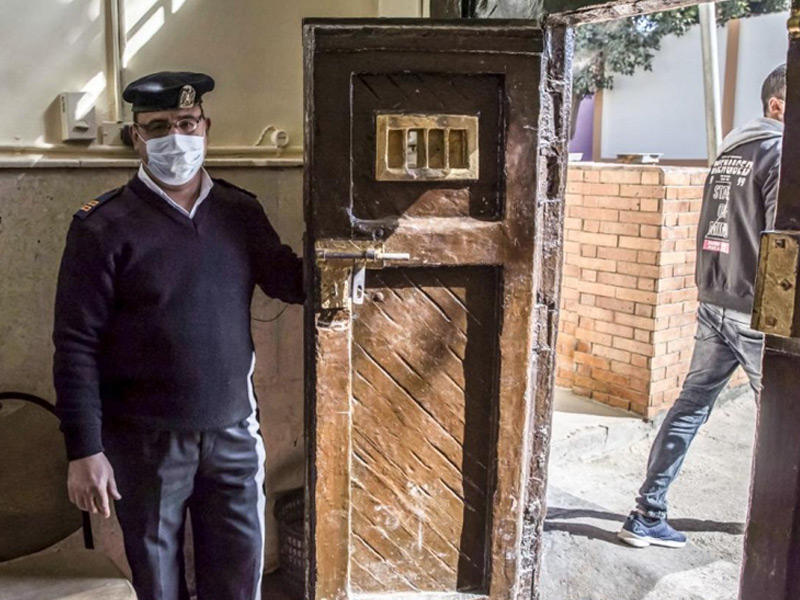 الإفراج عن 60 شخصاً على خلفية قضايا سياسية 