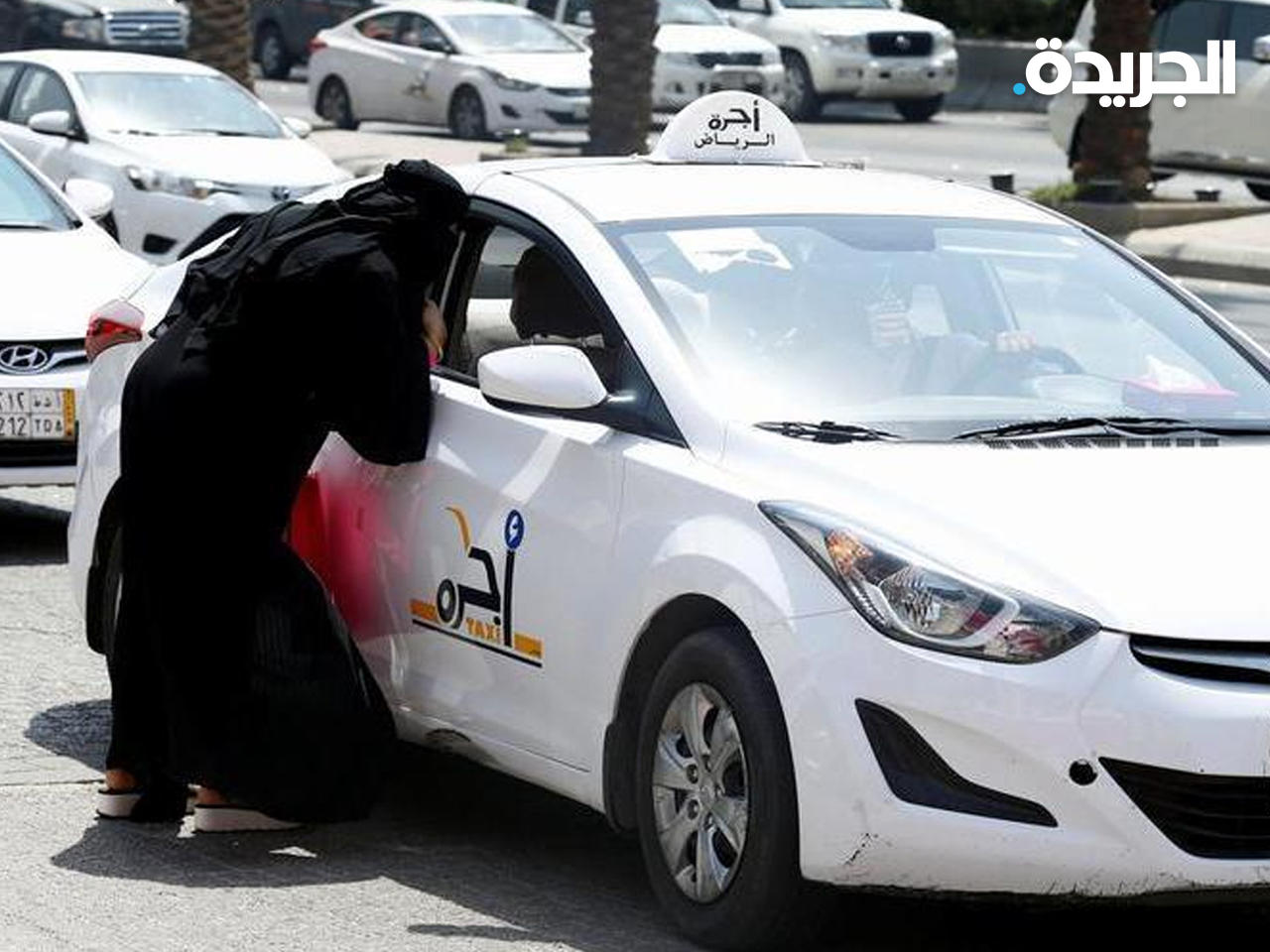 زي موحد لسائقي الأجرة وتطبيقات نقل الركاب في السعودية