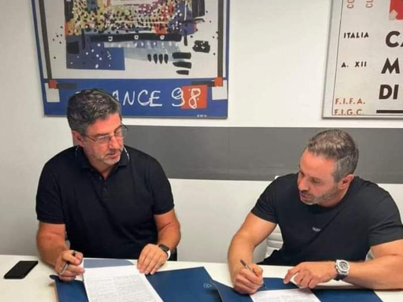 توقيع روي فيتوريا بحضور حازم إمام