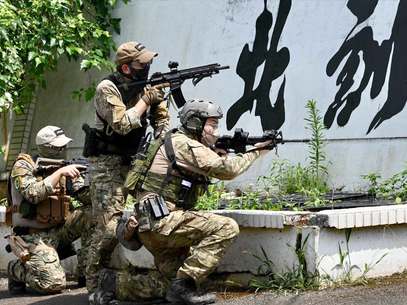 عناصر من العساكر التايوان 